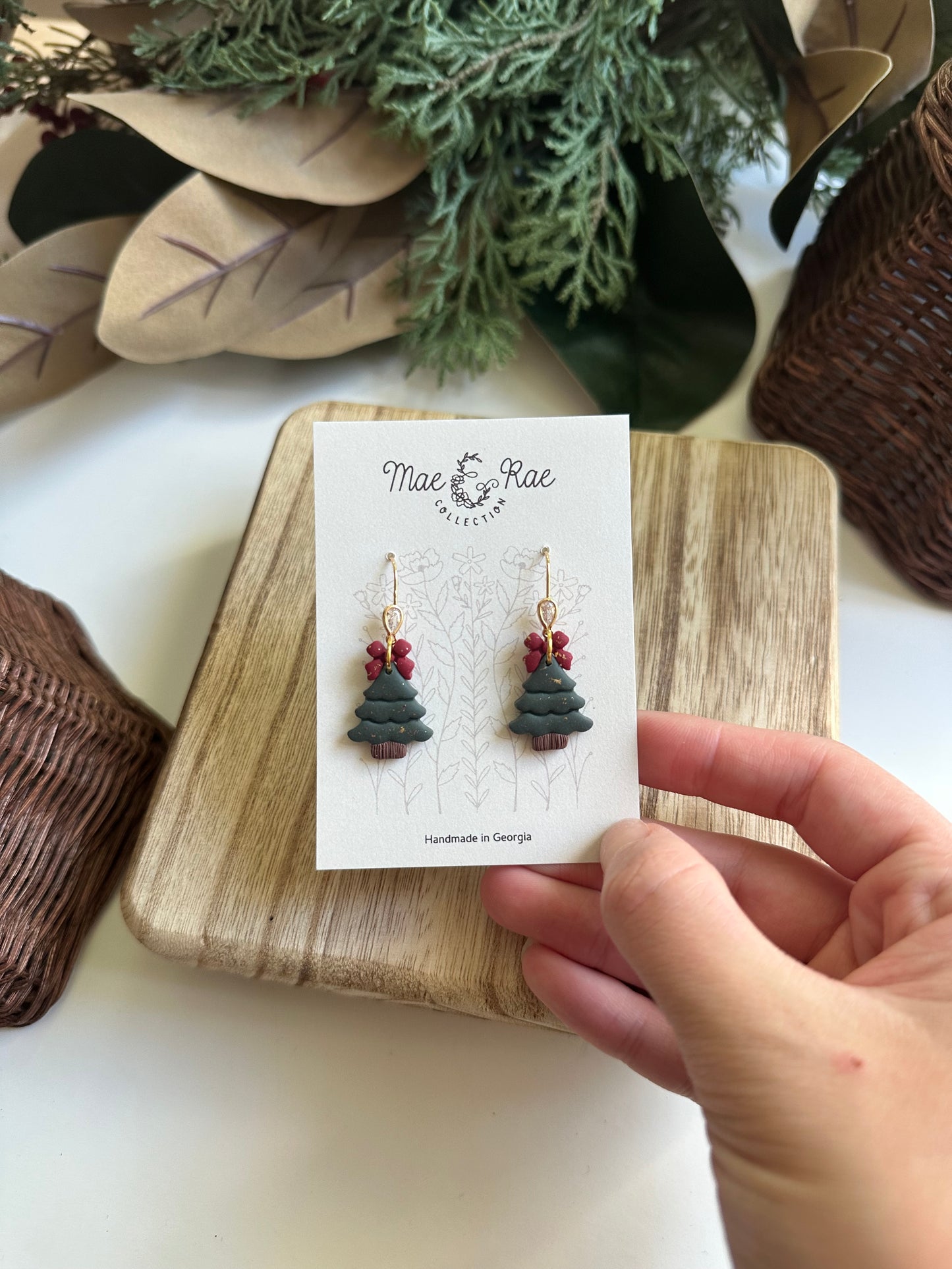 Basic Christmas tree dangle